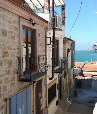 Old Stone House-sea View Hotel