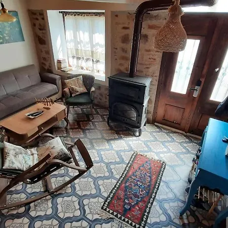Old Stone House-sea View 3*